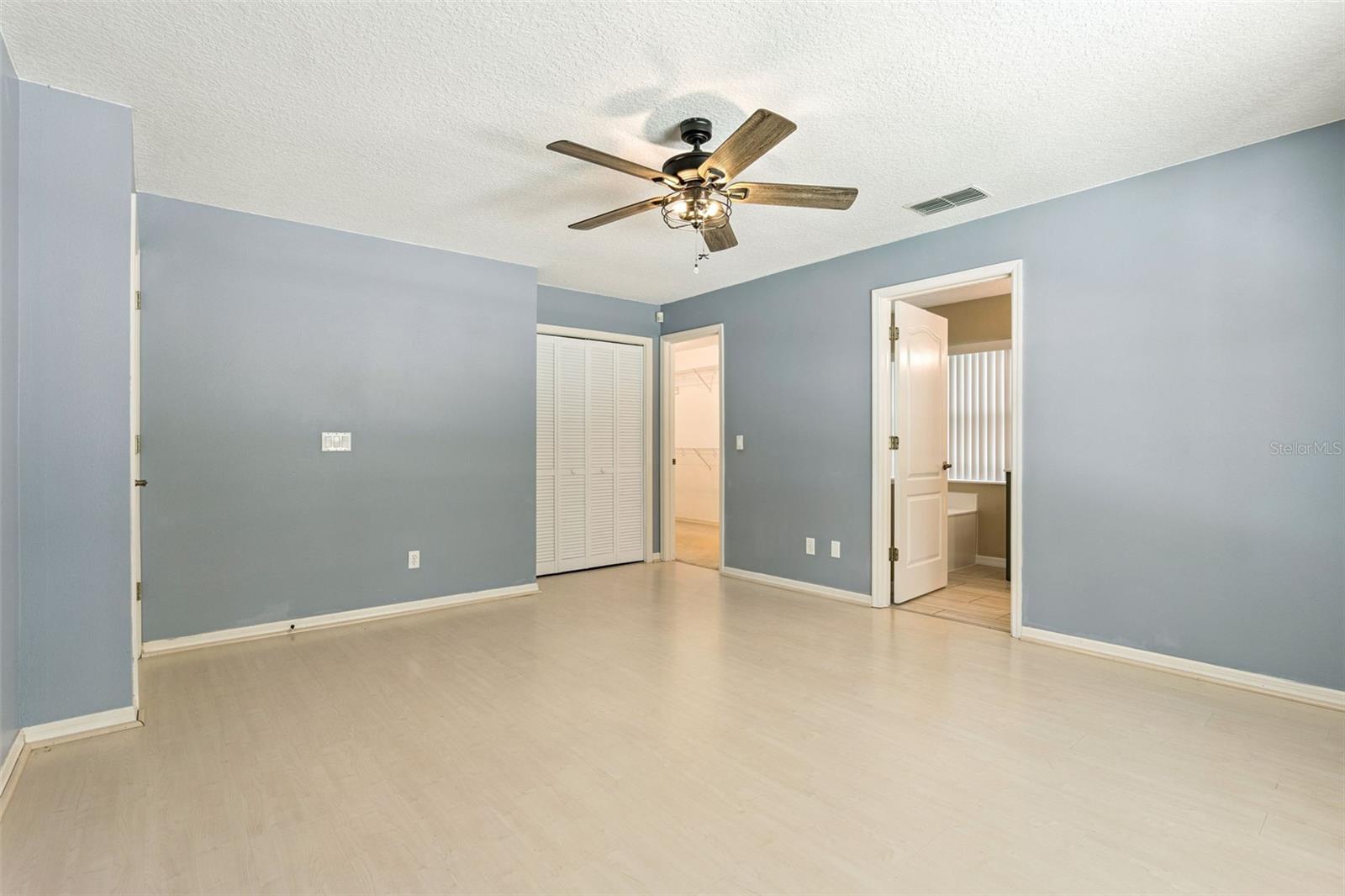 VILLAGES AT KINGSBRIDGE WEST TR C-1 - Residential