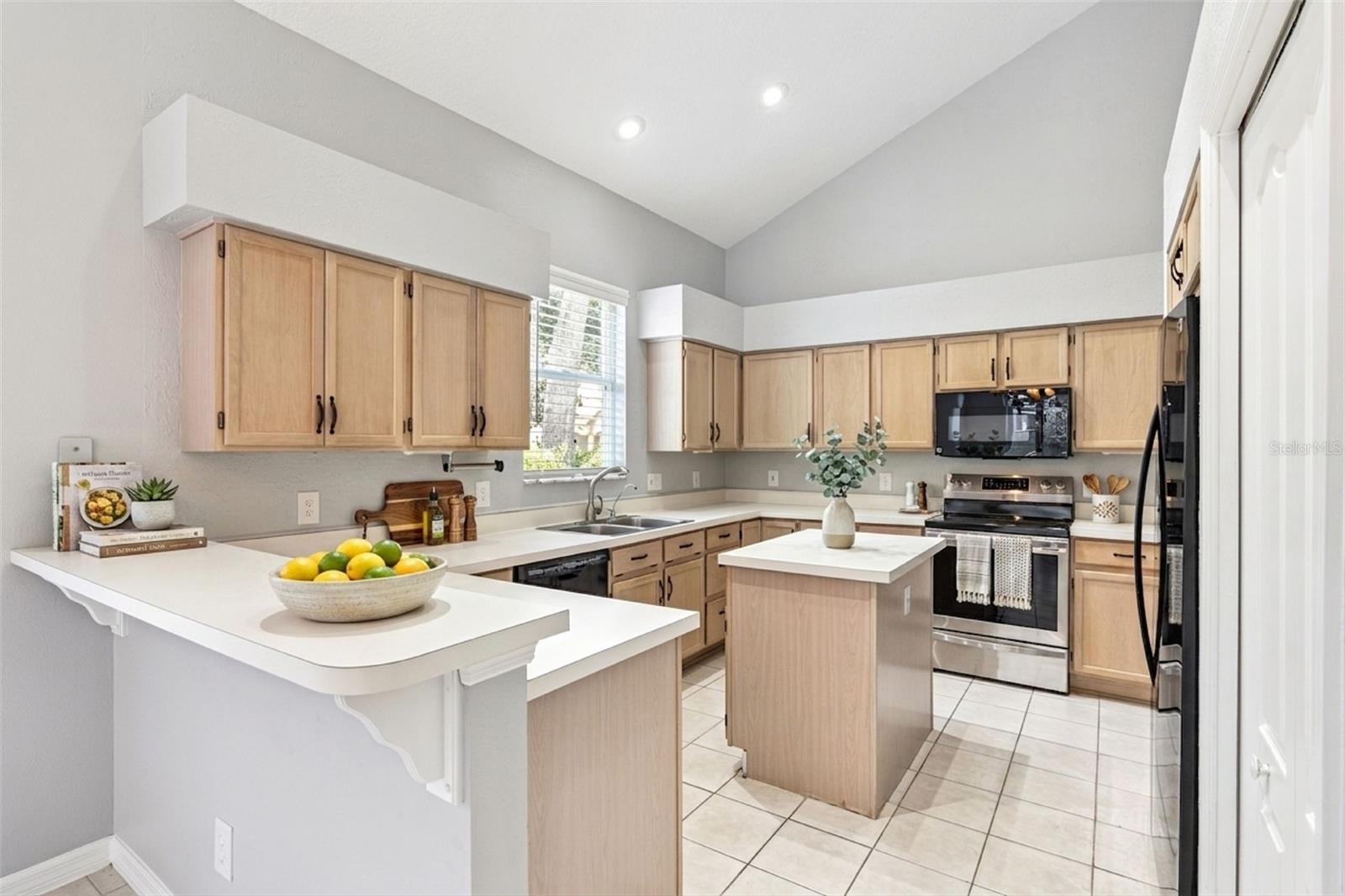 VILLAGES AT KINGSBRIDGE WEST TR C-1 - Residential