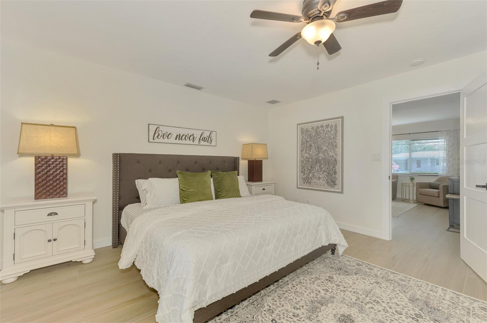 NORWOOD PARK - Residential