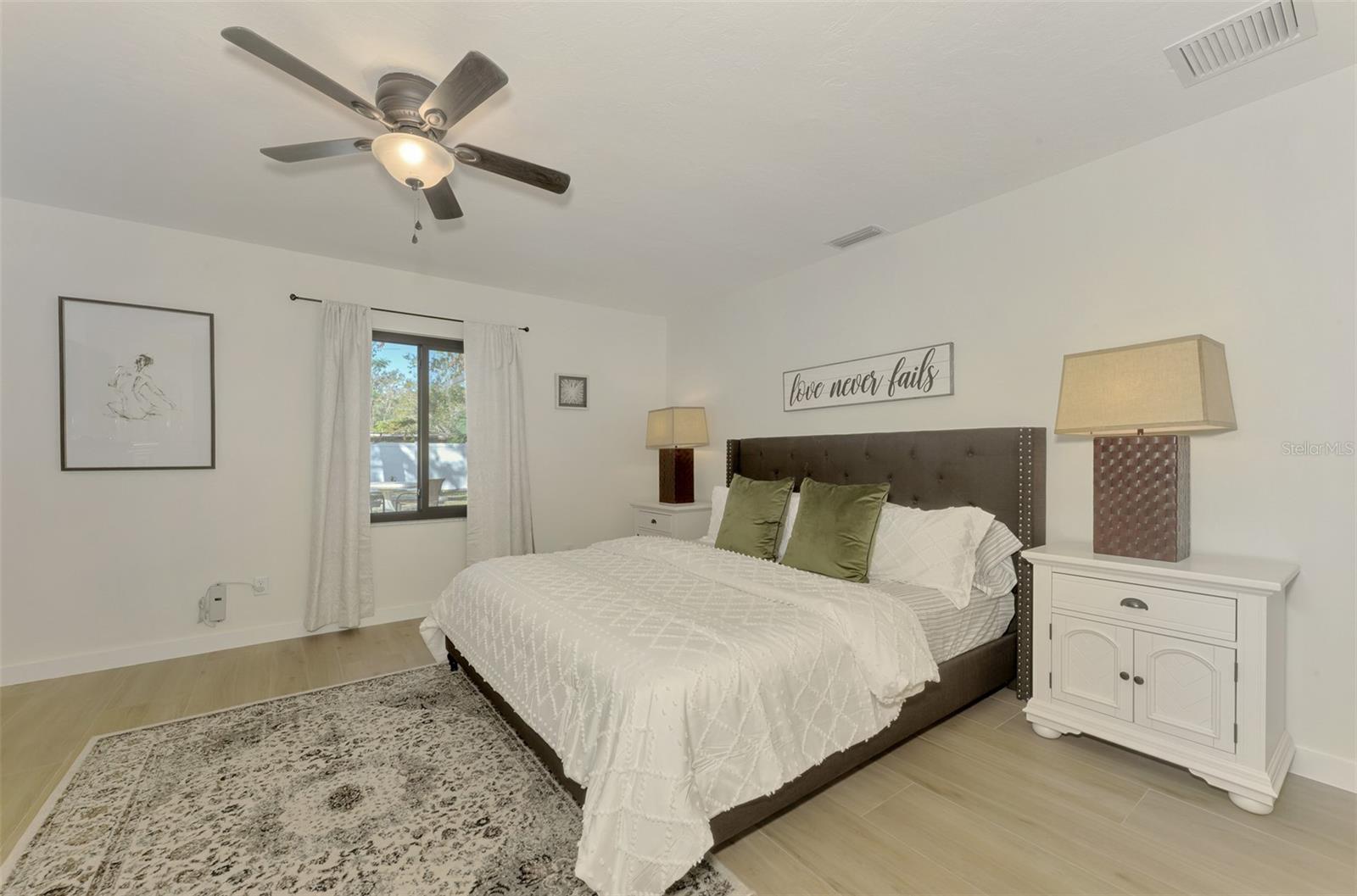 NORWOOD PARK - Residential