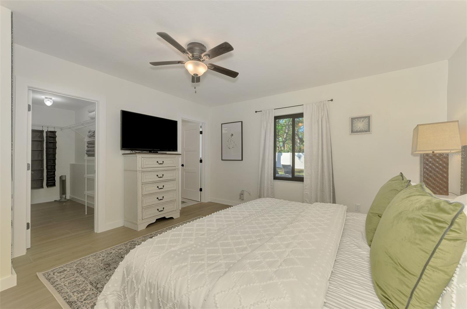 NORWOOD PARK - Residential