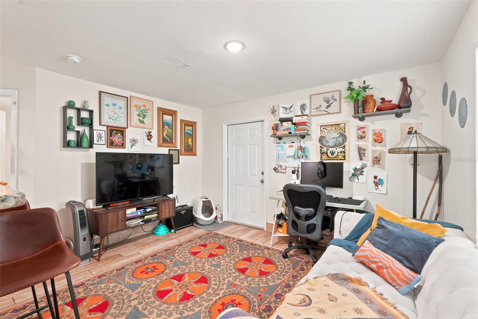 THE GRAND RESERVE CONDO - Residential