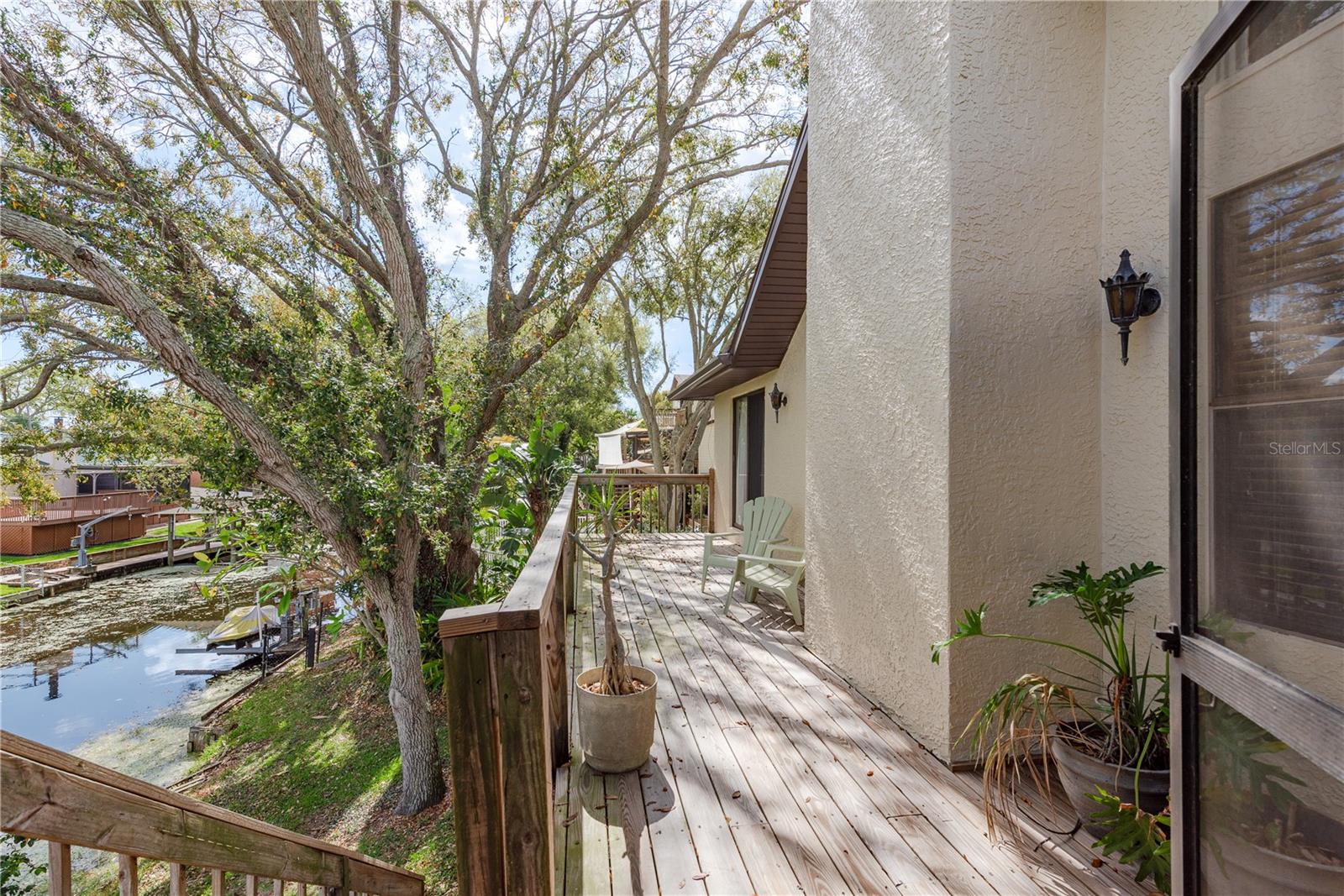 LAKE VIEW VILLAS - Residential