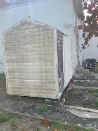 LAKEVIEW PLACE SUB - Residential Lease
