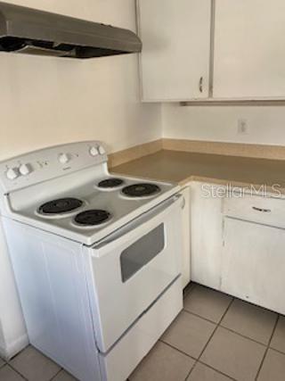 LAKEVIEW PLACE SUB - Residential Lease