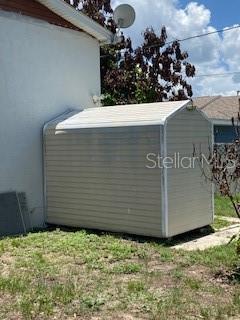 LAKEVIEW PLACE SUB - Residential Lease