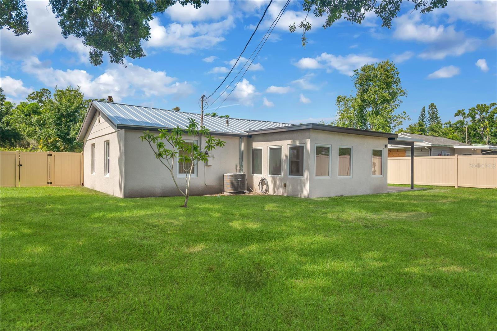 HOERNERS HOMESITE - Residential