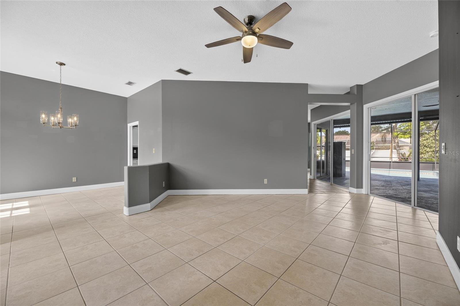 BOYETTE SPRINGS - Residential