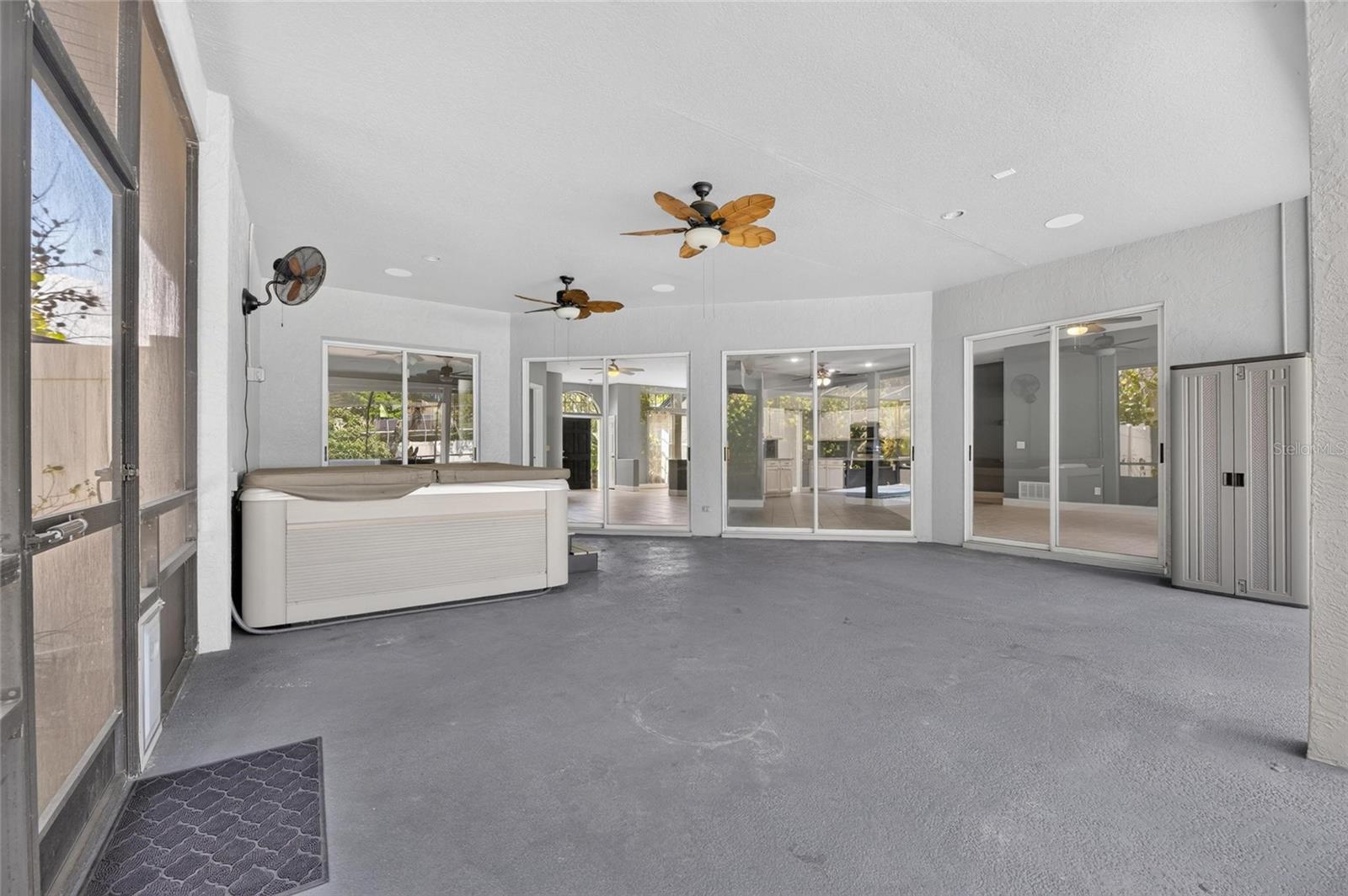 BOYETTE SPRINGS - Residential