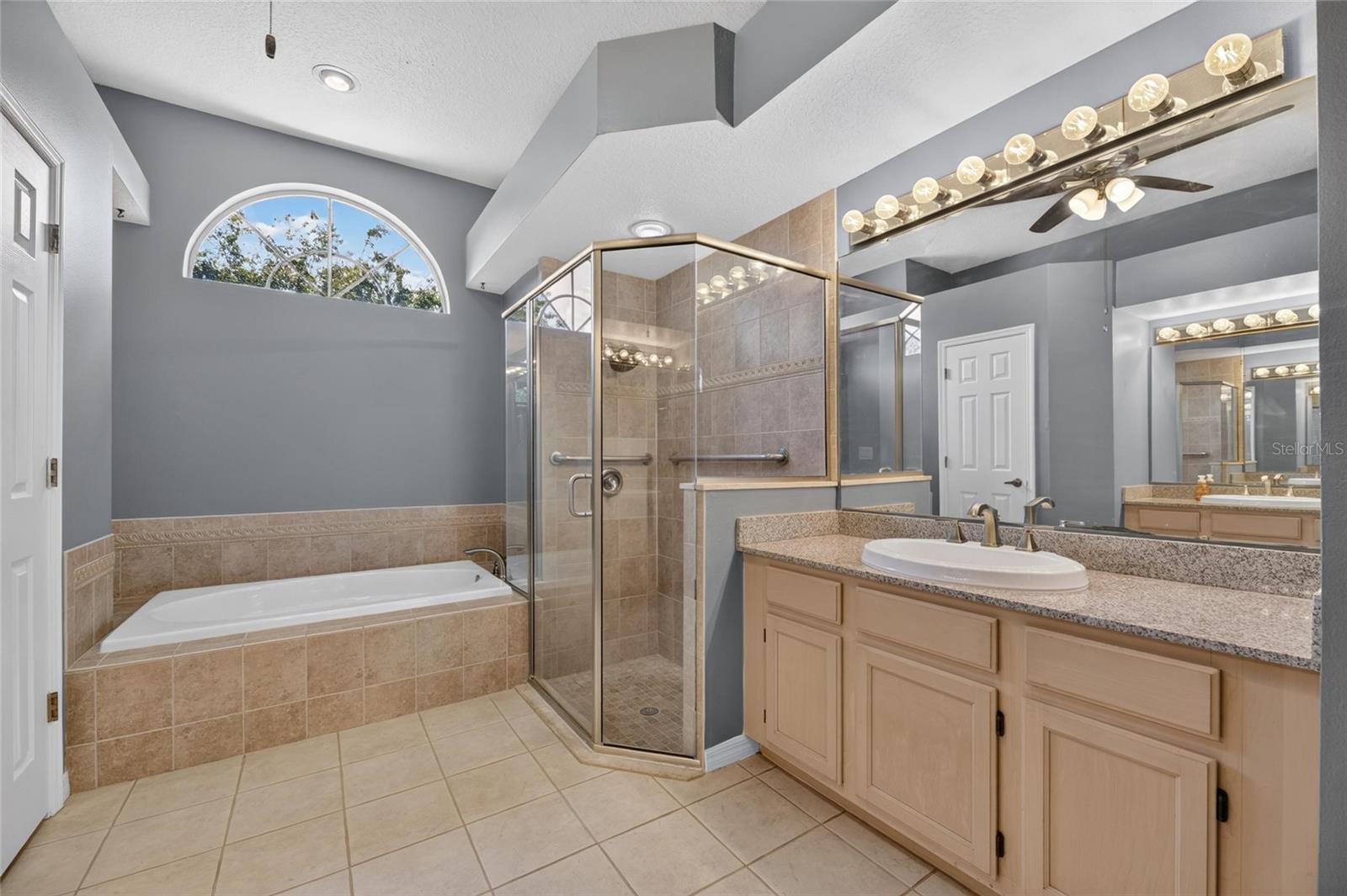 BOYETTE SPRINGS - Residential