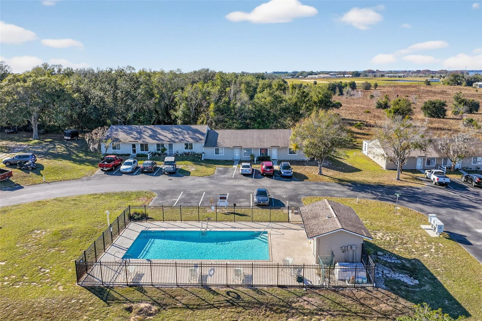 SUMMIT CHASE VILLAS PH I - Residential