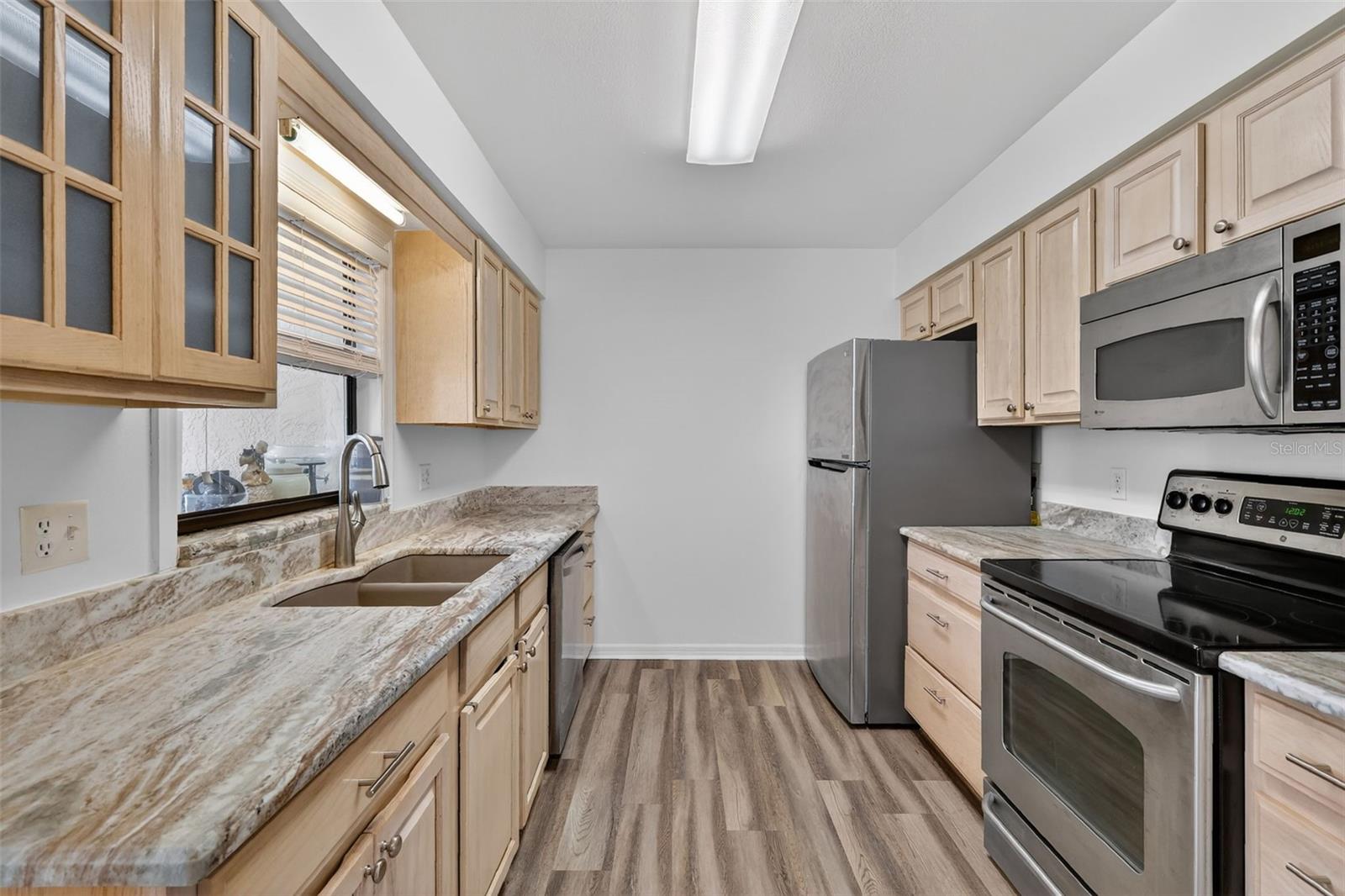 SUMMIT CHASE VILLAS PH I - Residential