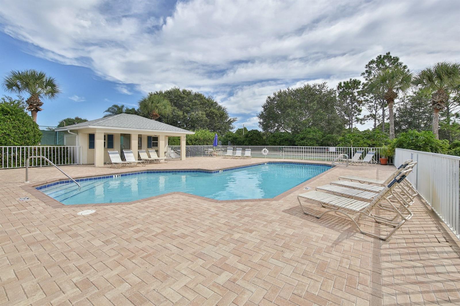 GARDENS 3 AT WATERSIDE VILLAGE - Residential