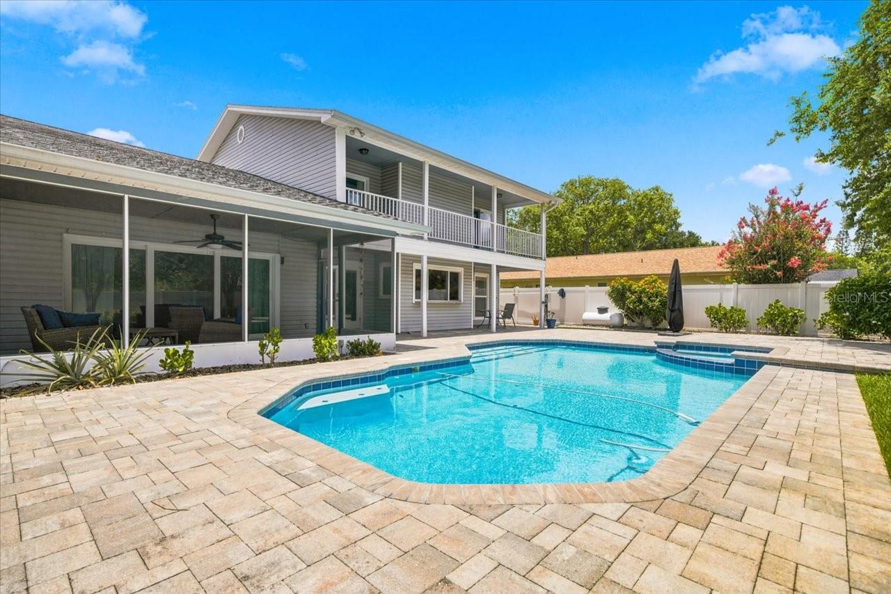 BURNES LAKE ESTATES UNIT 1 - Residential