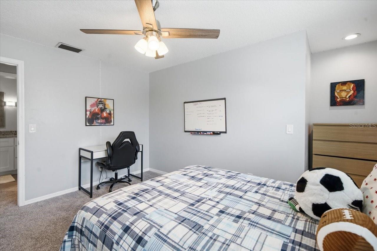 BURNES LAKE ESTATES UNIT 1 - Residential