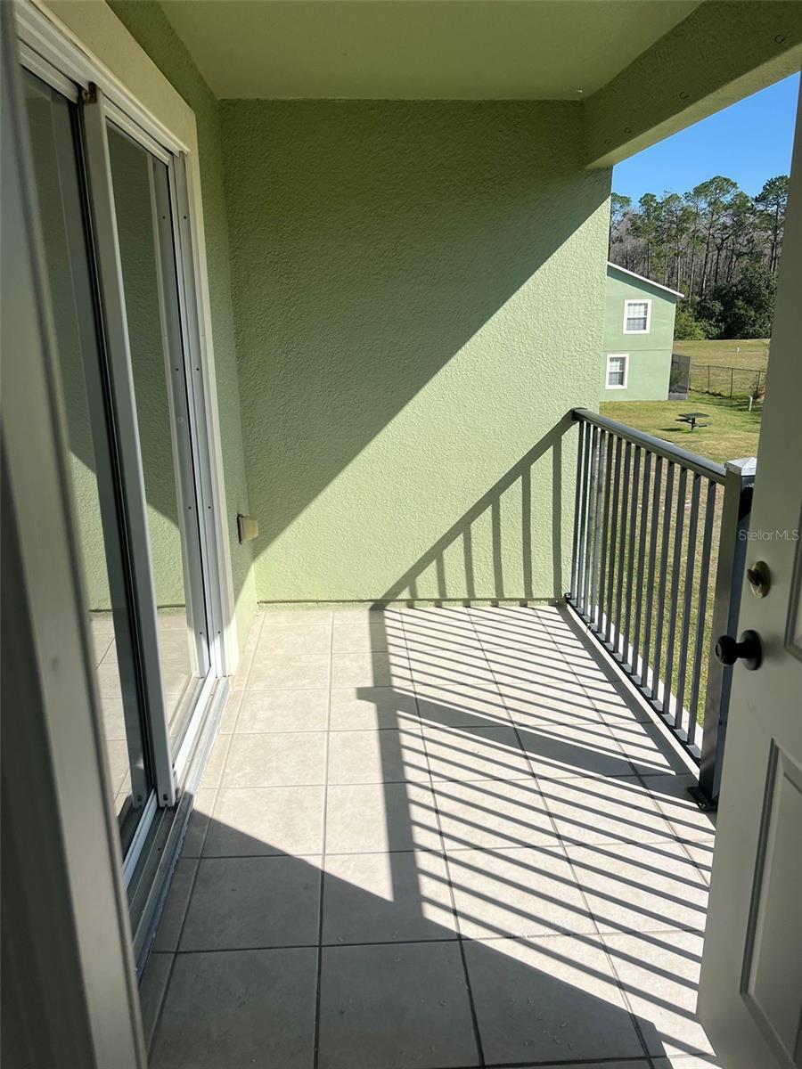 PARADISE COVE - Residential Lease