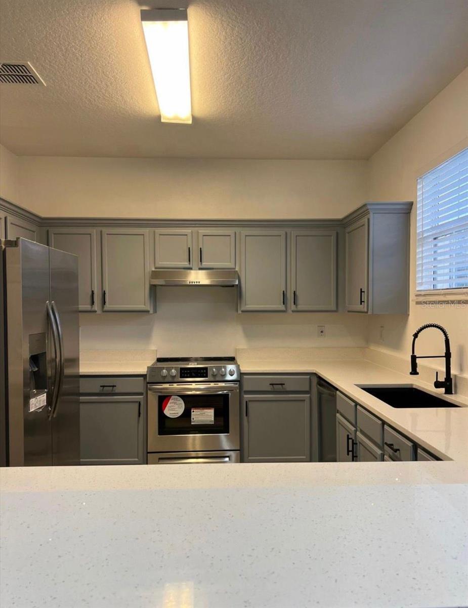 PARADISE COVE - Residential Lease