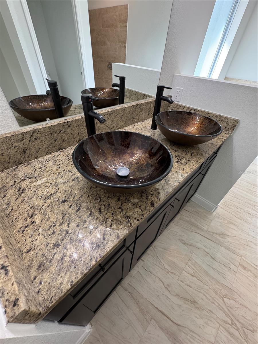 DELTONA LAKES - Residential