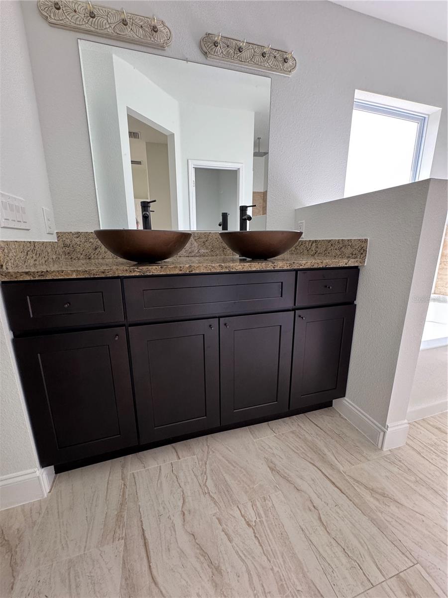 DELTONA LAKES - Residential
