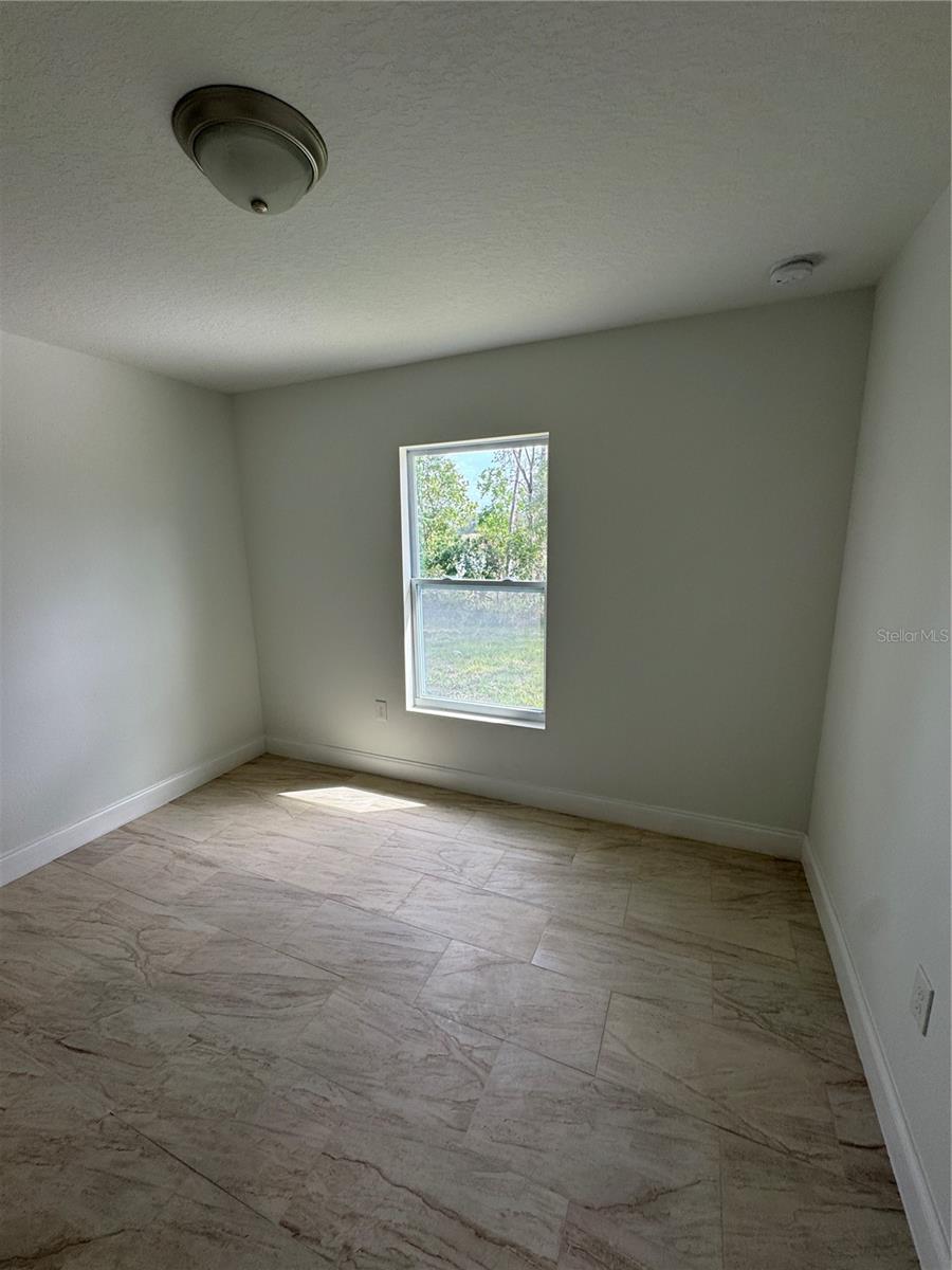 DELTONA LAKES - Residential