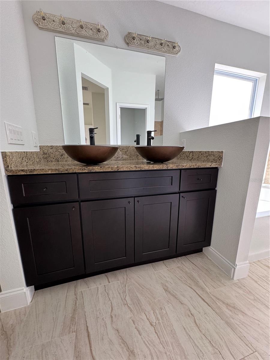 DELTONA LAKES - Residential