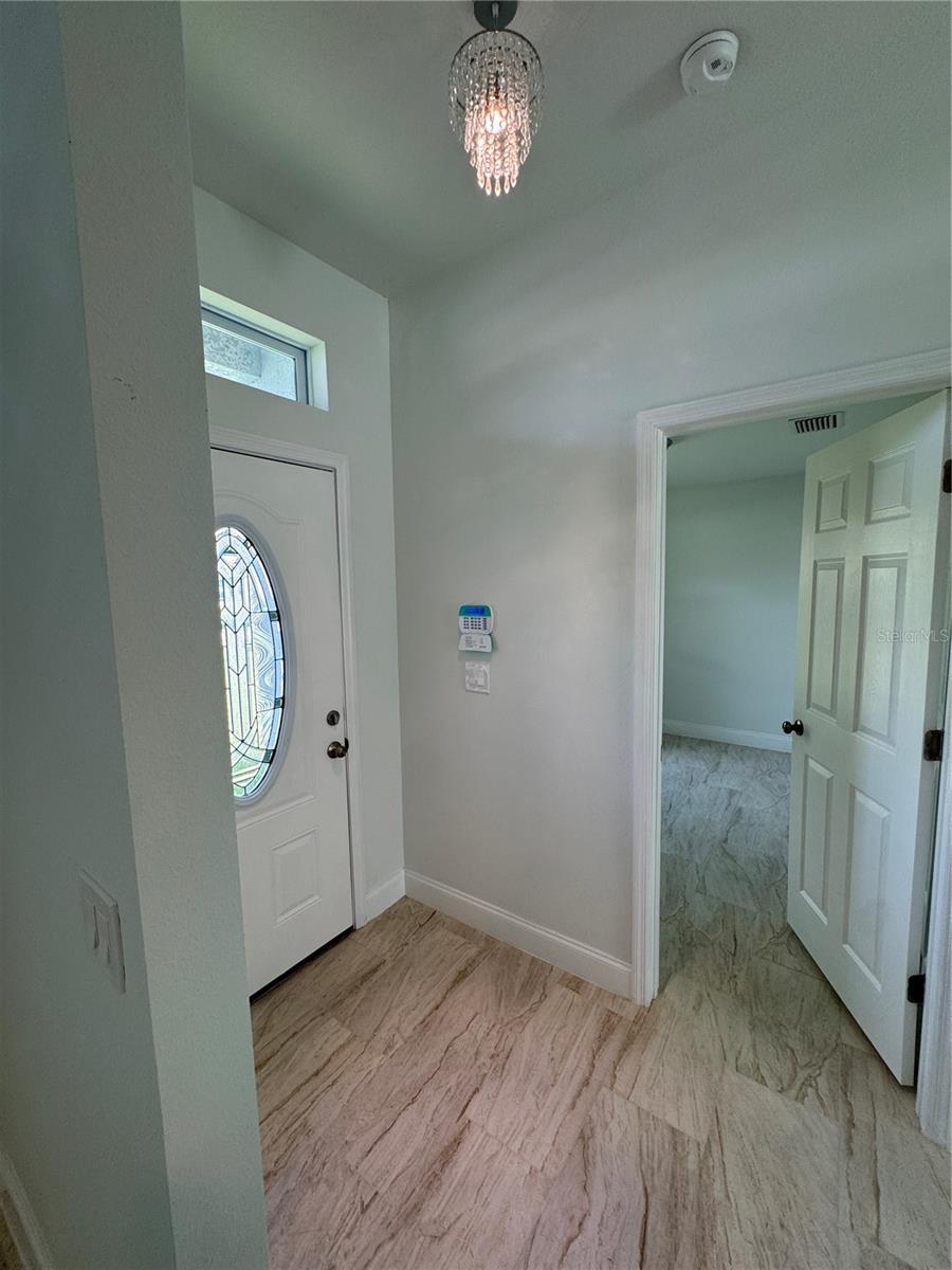 DELTONA LAKES - Residential