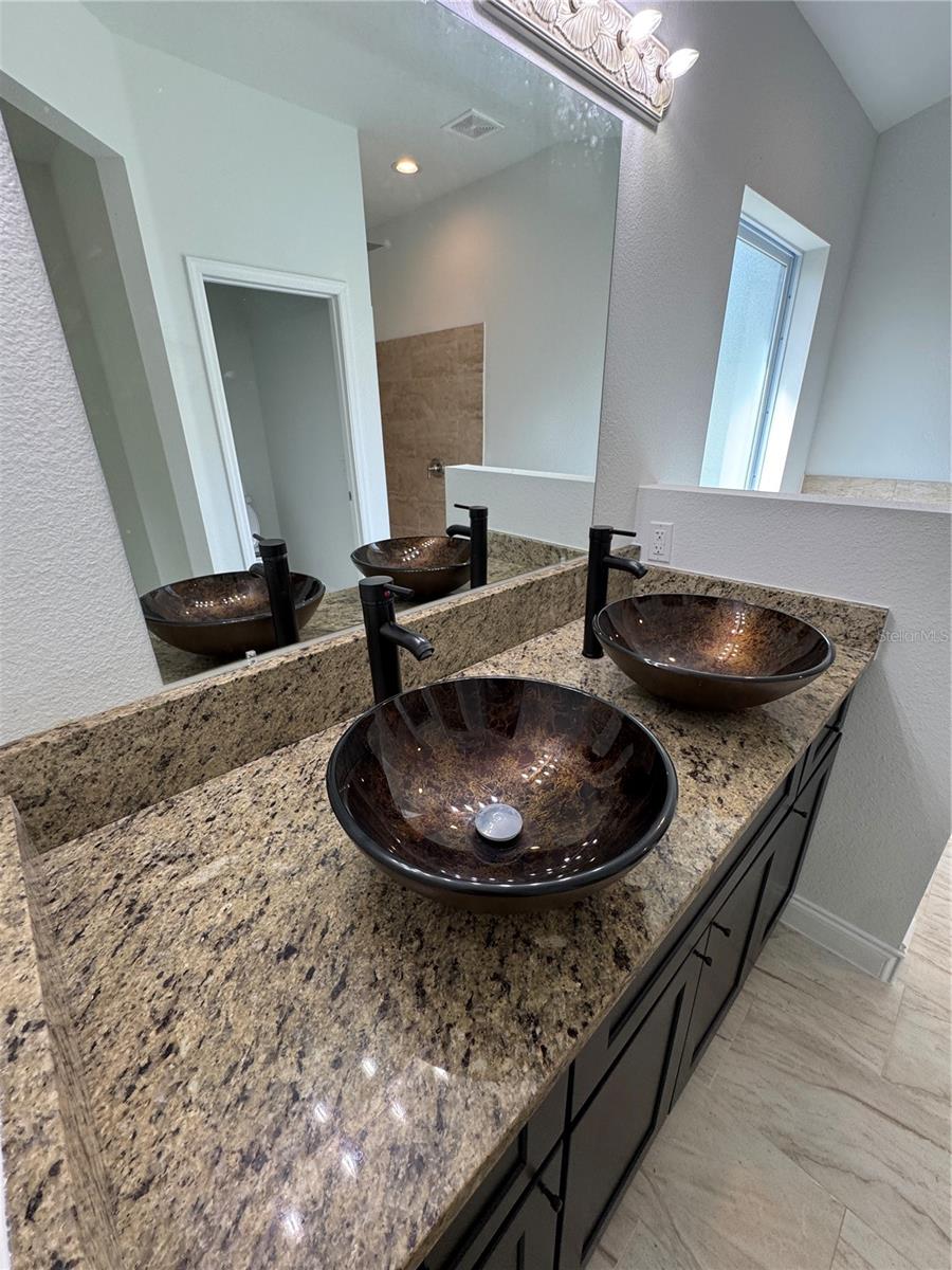 DELTONA LAKES - Residential