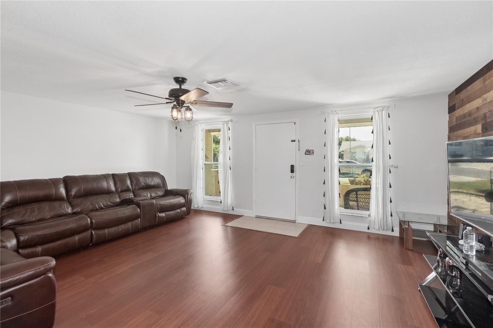 JASMINE LAKES - Residential