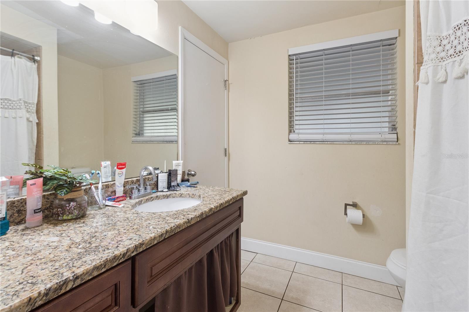 JASMINE LAKES - Residential