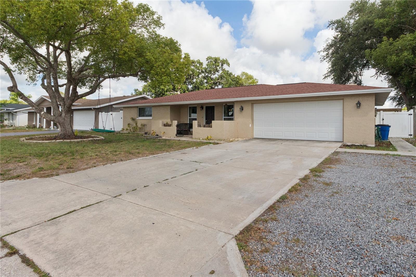 JASMINE LAKES - Residential