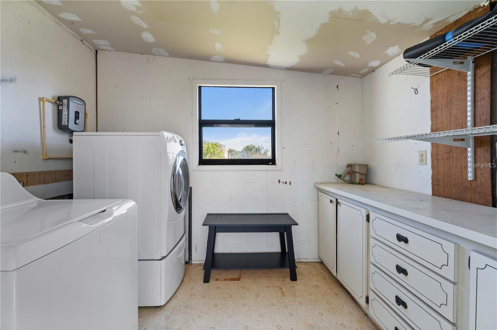 PELICAN POINTE - Residential Lease