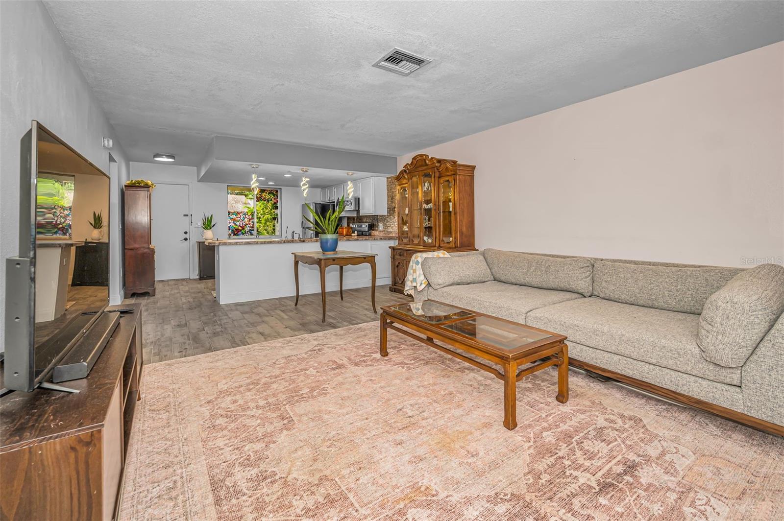 VILLAS OF BEACON GROVES - Residential