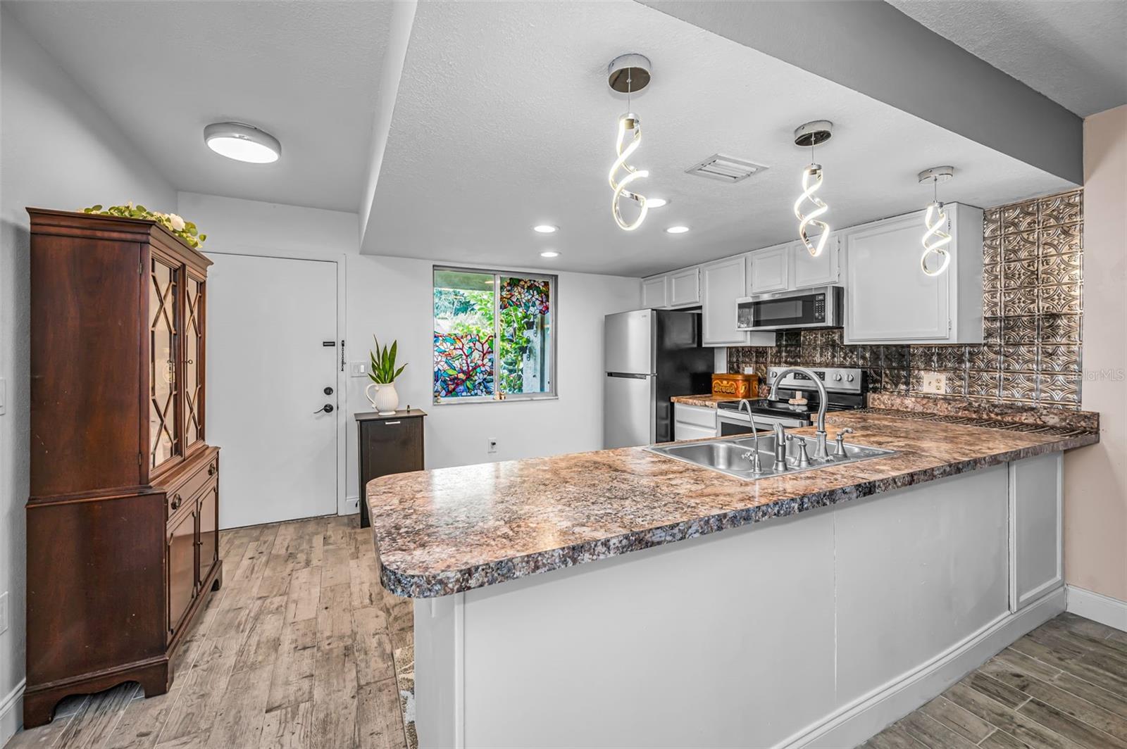 VILLAS OF BEACON GROVES - Residential