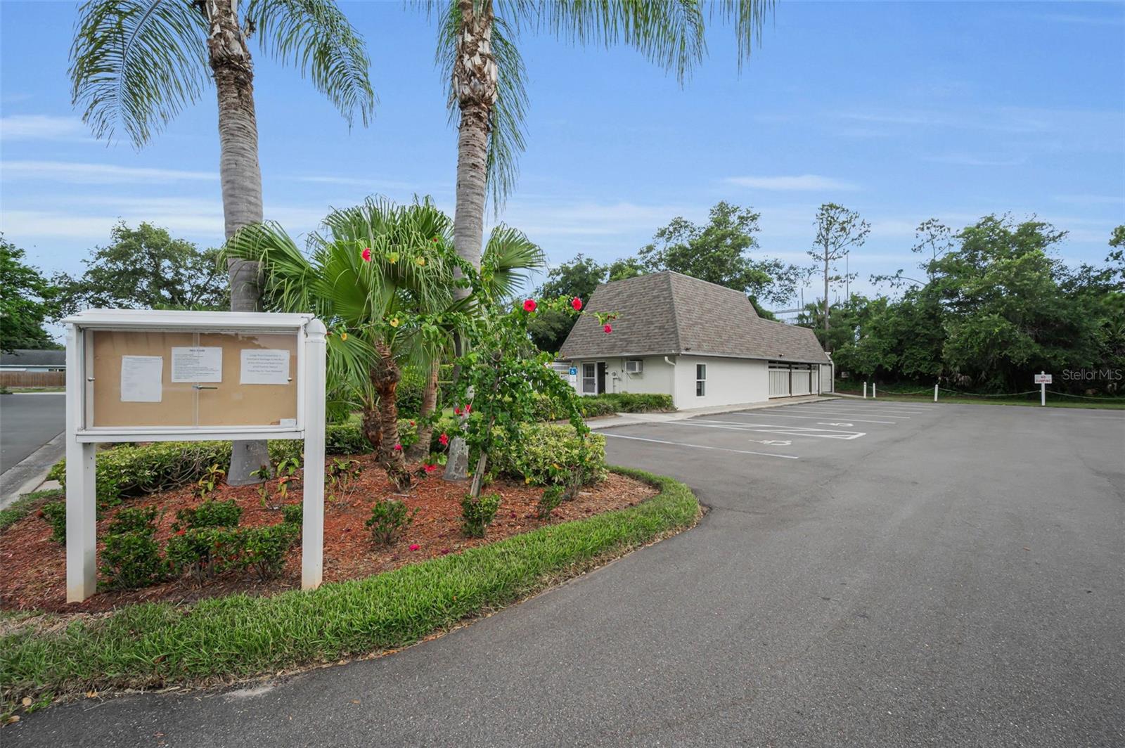 VILLAS OF BEACON GROVES - Residential