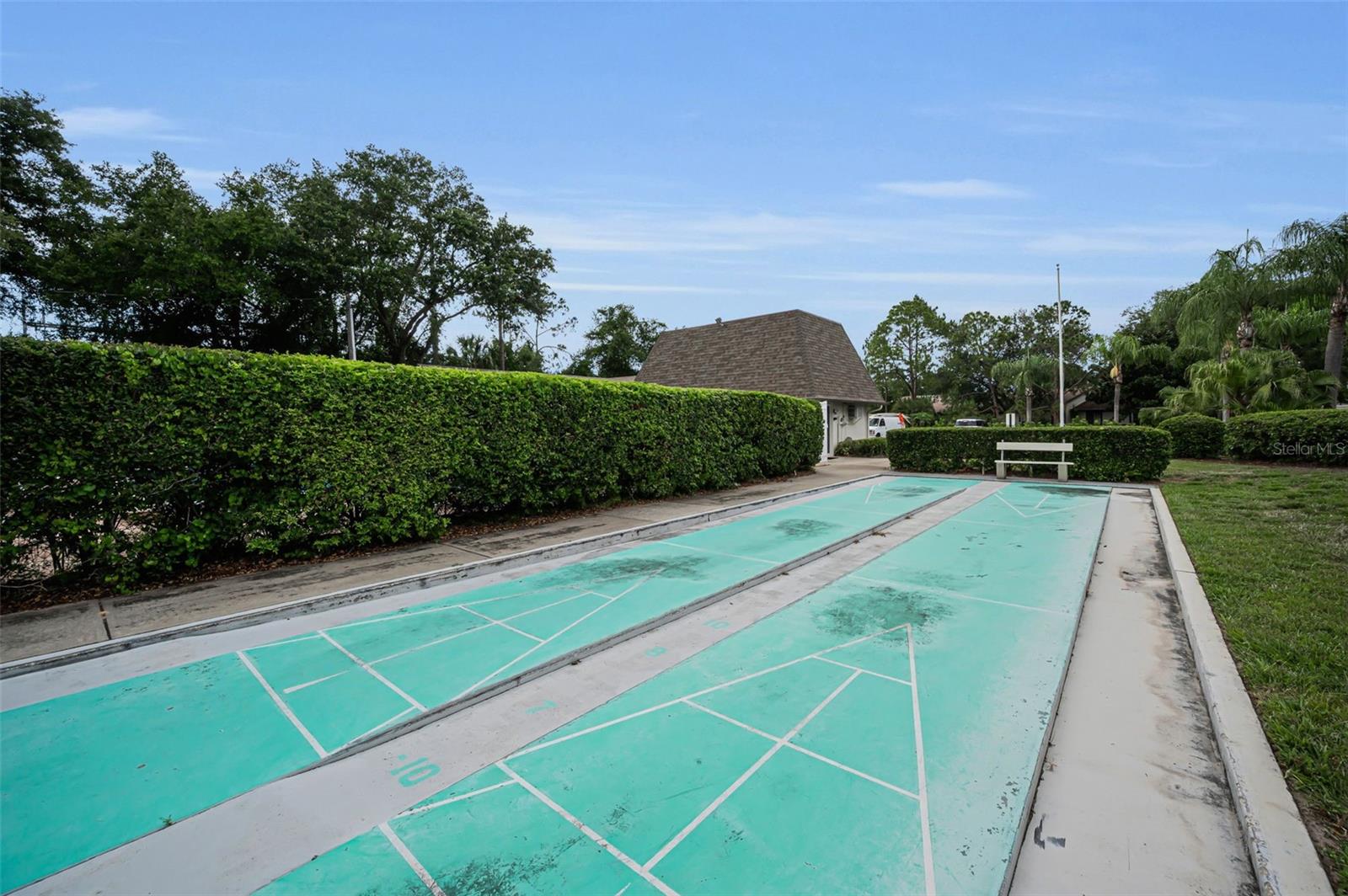 VILLAS OF BEACON GROVES - Residential