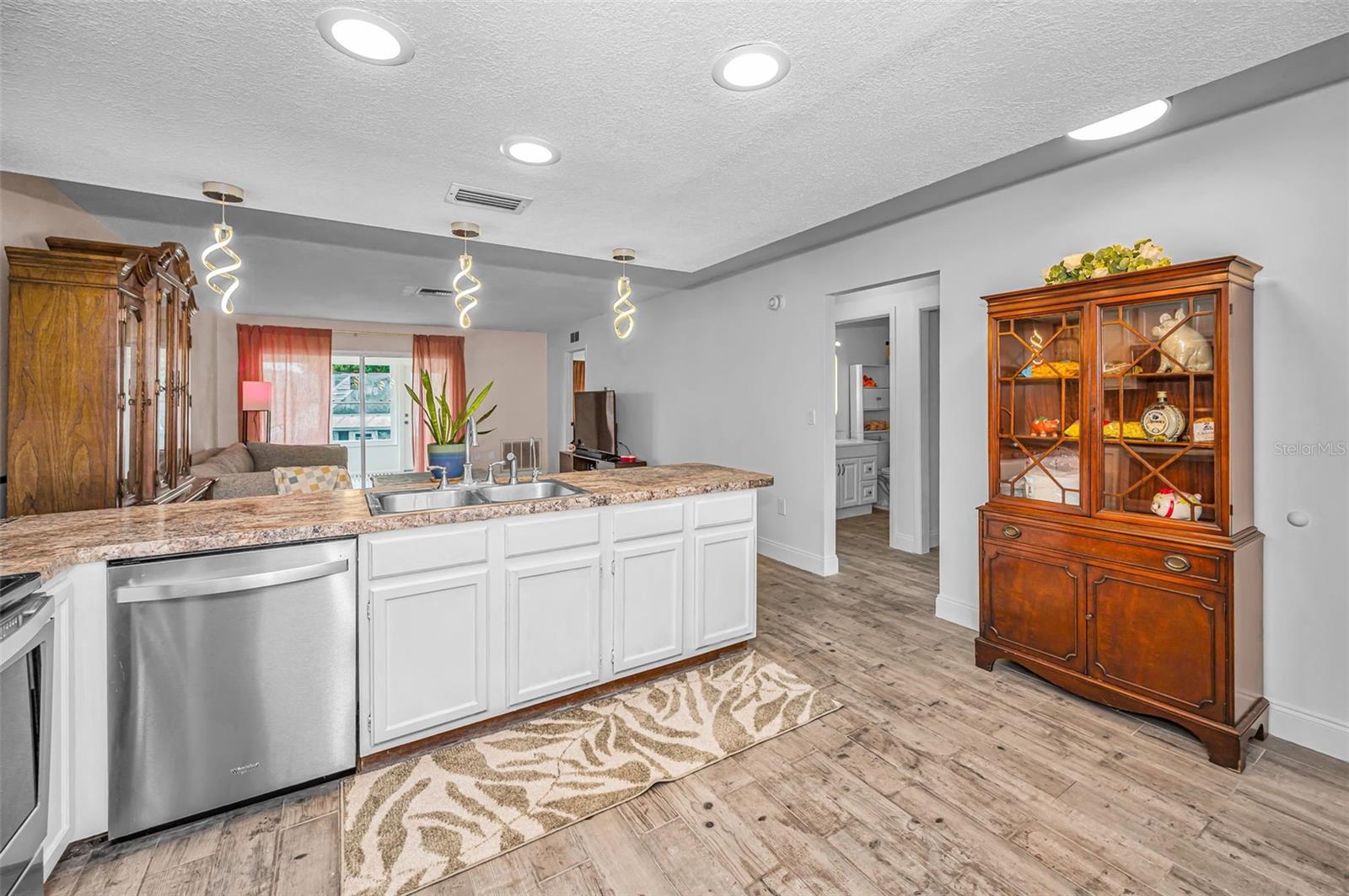 VILLAS OF BEACON GROVES - Residential
