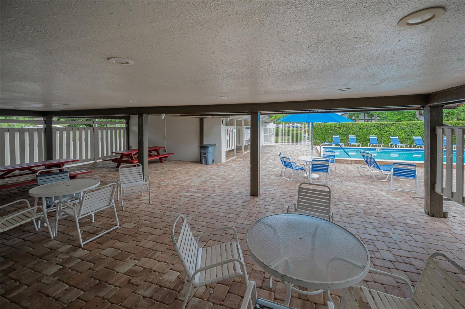 VILLAS OF BEACON GROVES - Residential