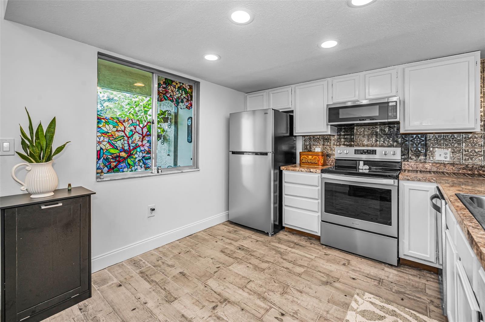 VILLAS OF BEACON GROVES - Residential