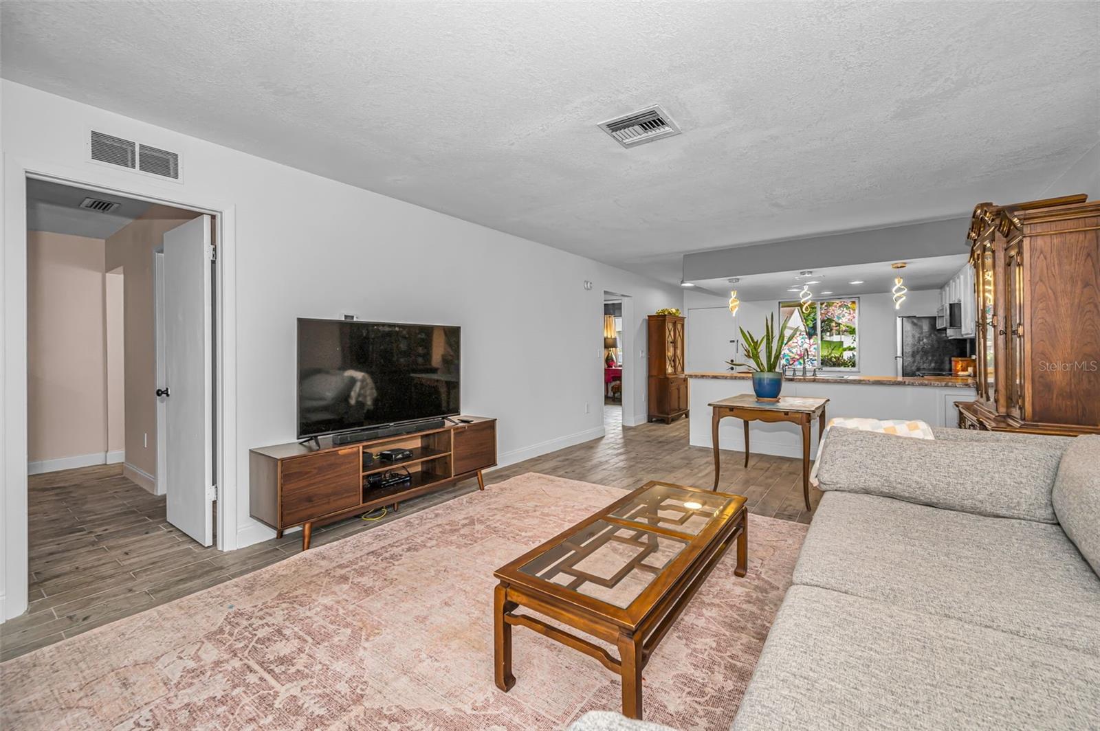 VILLAS OF BEACON GROVES - Residential