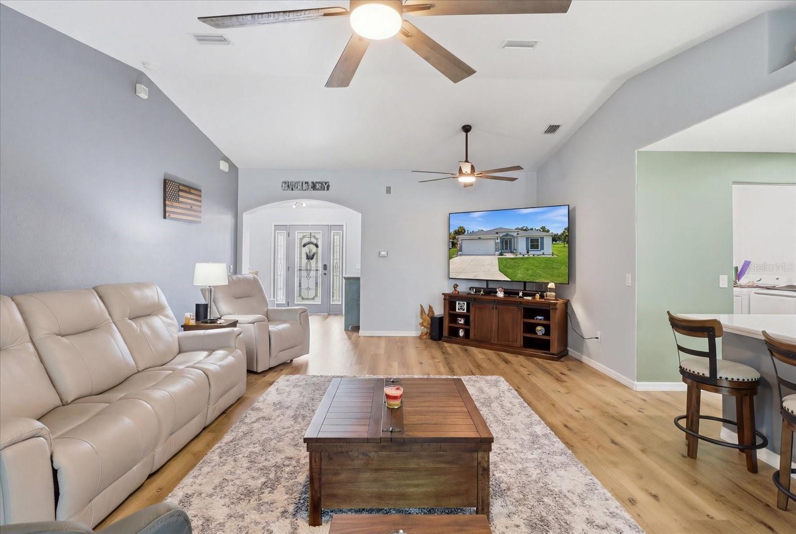 SUMMERGLEN PH 04 - Residential