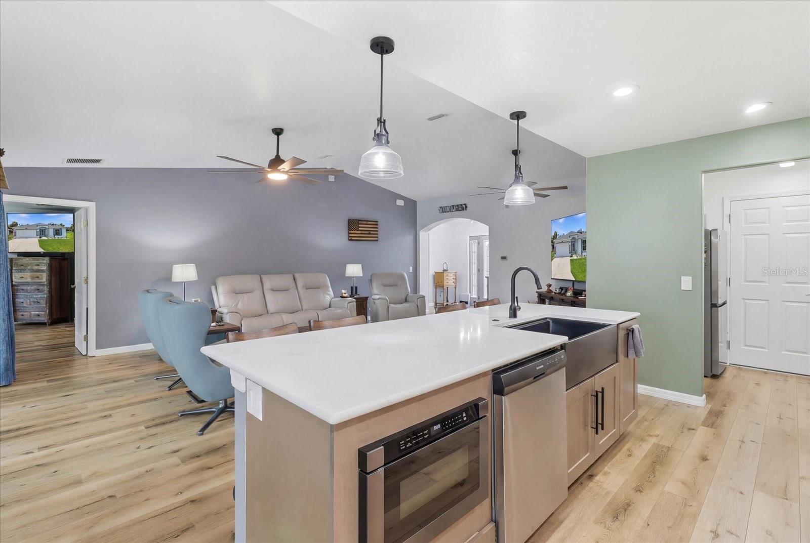SUMMERGLEN PH 04 - Residential