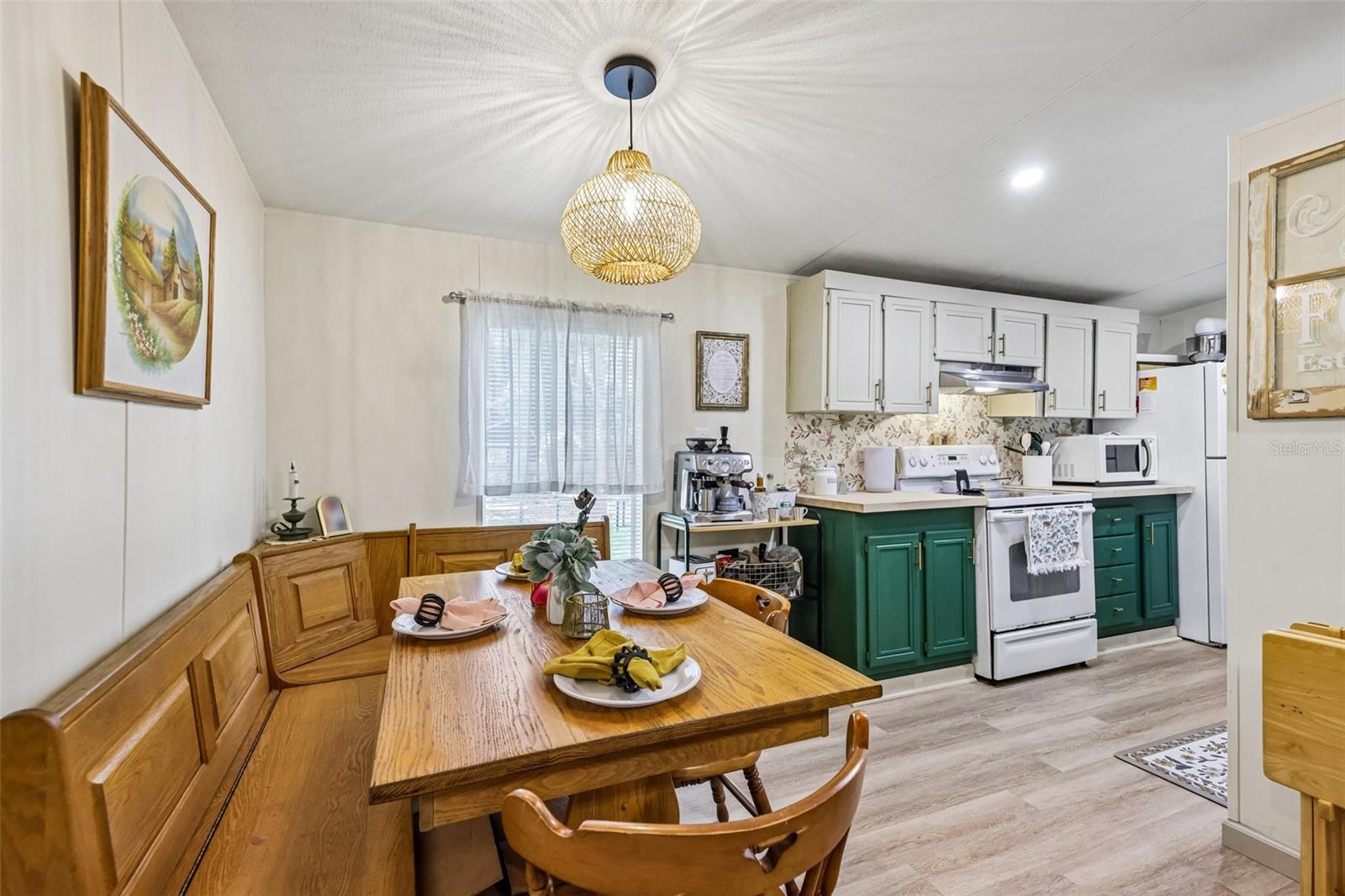 BREEZEWOOD ESTATE - Residential