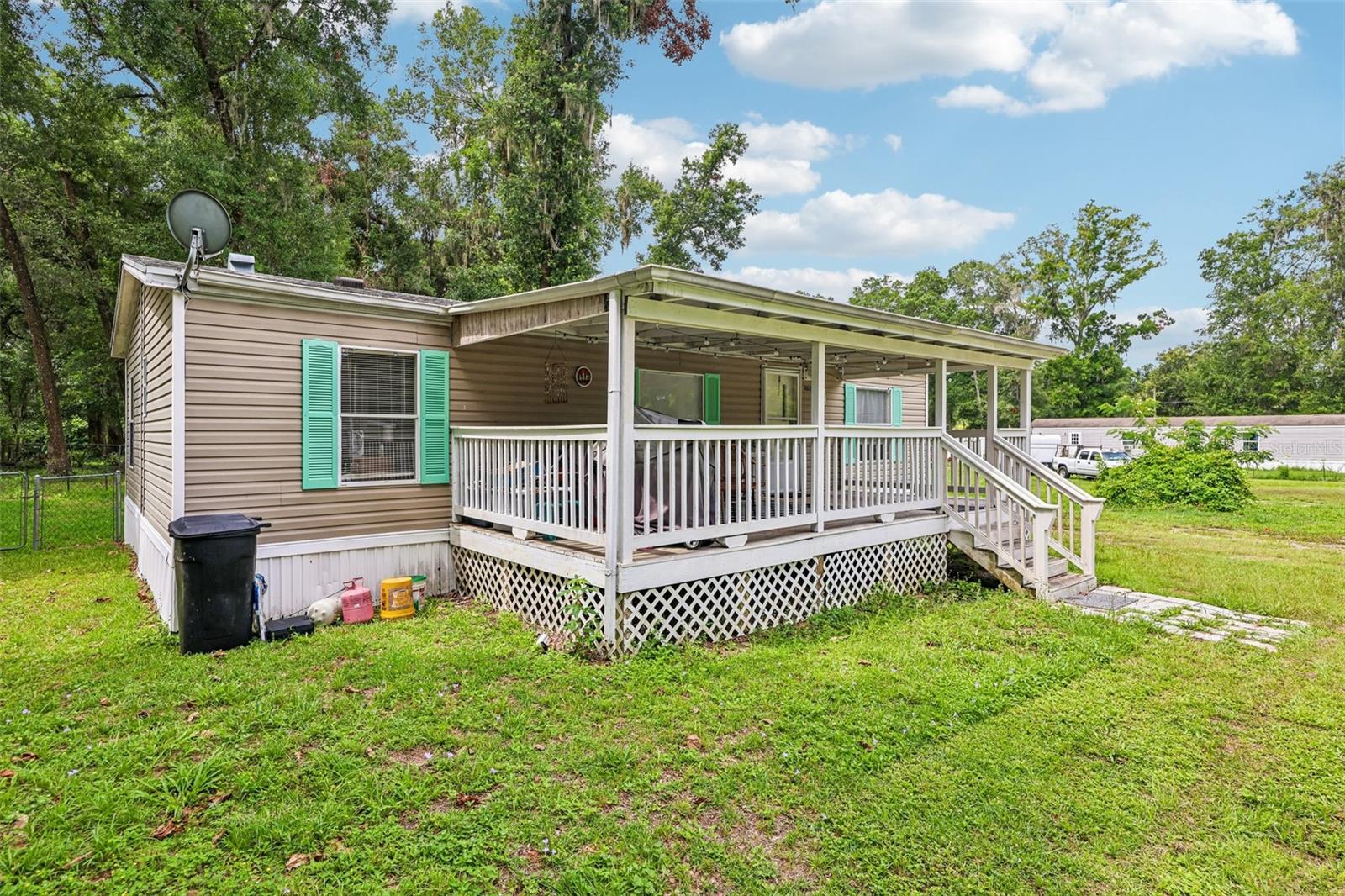 BREEZEWOOD ESTATE - Residential