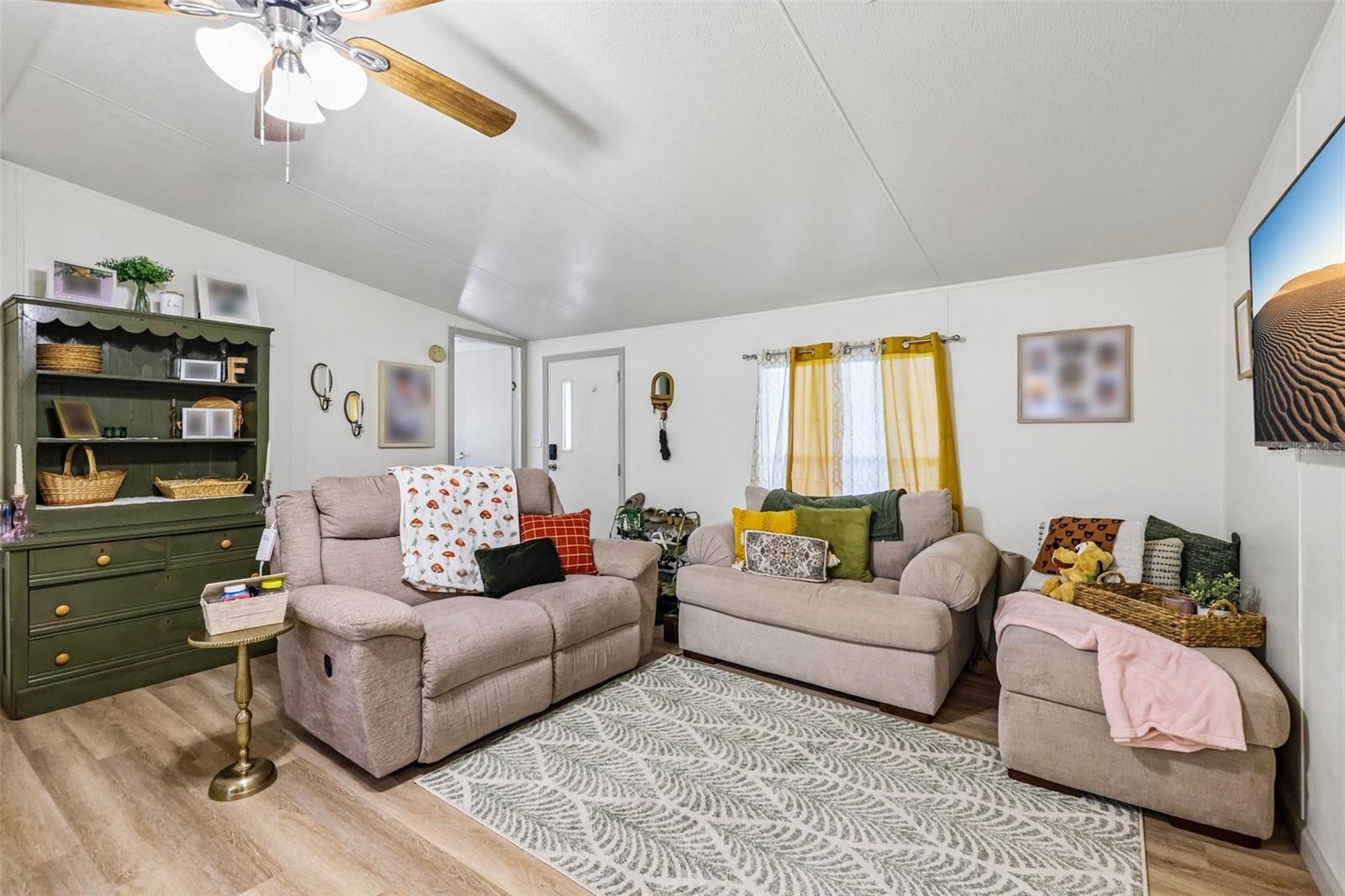 BREEZEWOOD ESTATE - Residential