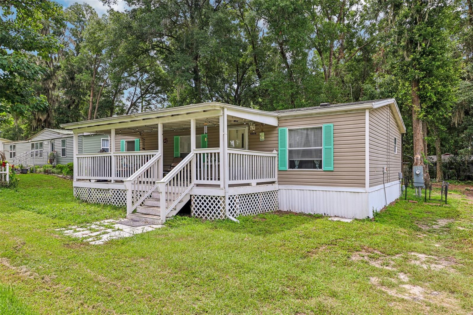 BREEZEWOOD ESTATE - Residential