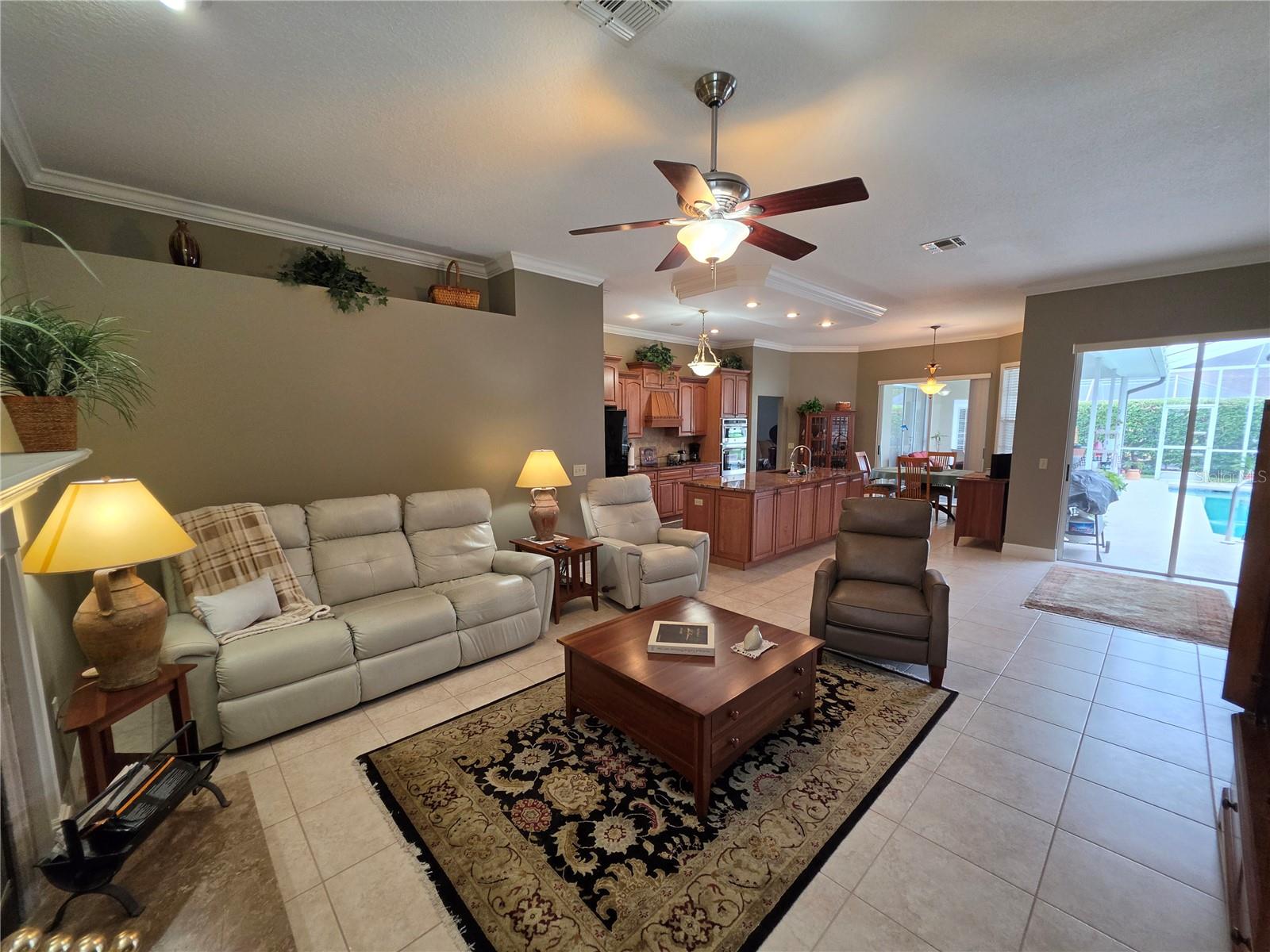 CREWS LAKE HILLS ESTATE - Residential