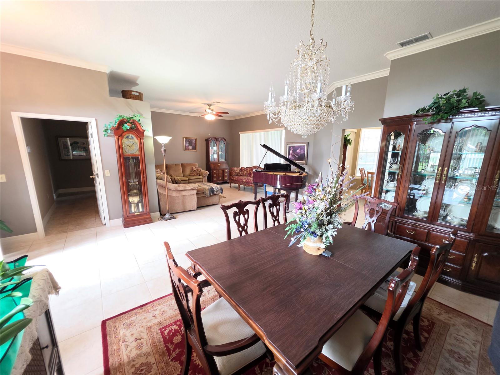 CREWS LAKE HILLS ESTATE - Residential