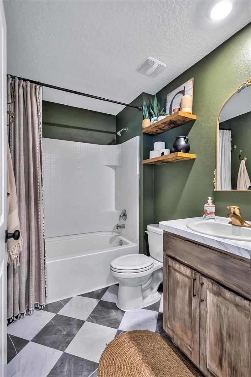 SUWANNEE LAKESIDE PH 2 & 3 - Residential