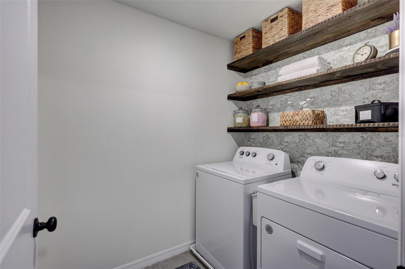 SUWANNEE LAKESIDE PH 2 & 3 - Residential
