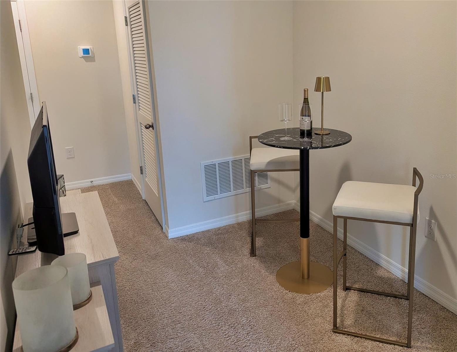 BELLA OAKS - Residential